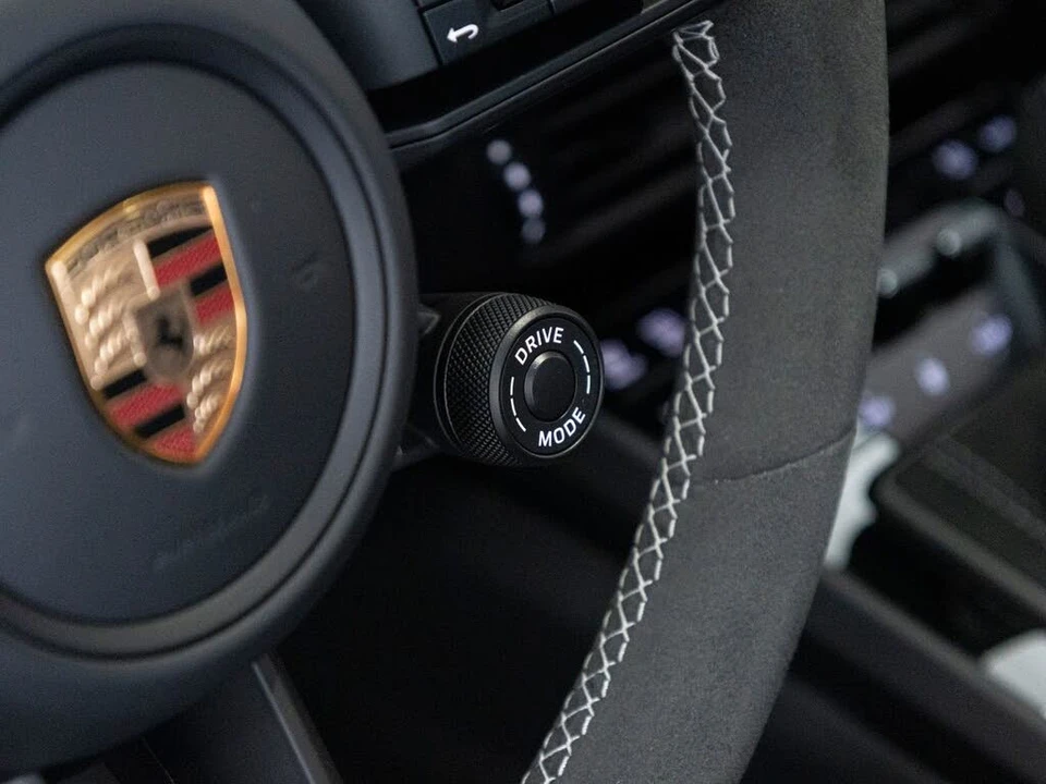 2026 Porsche 992 GT3 - Image 28 of 31