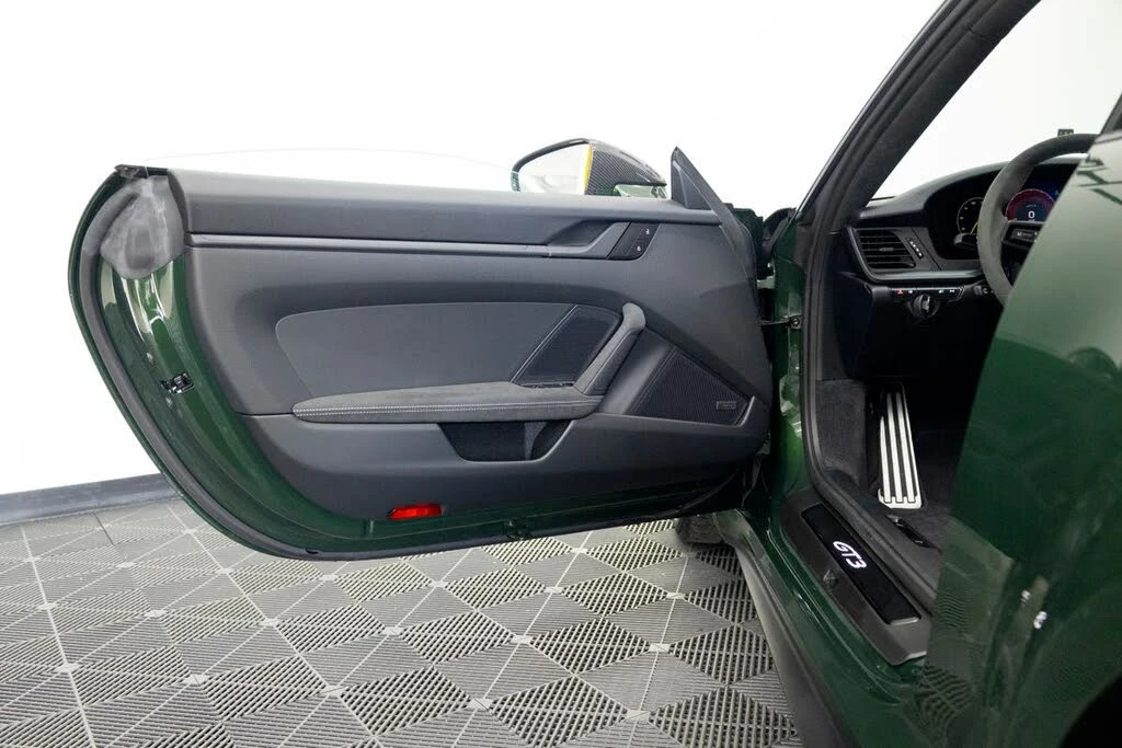 2026 Porsche 992 GT3 - Image 16 of 31