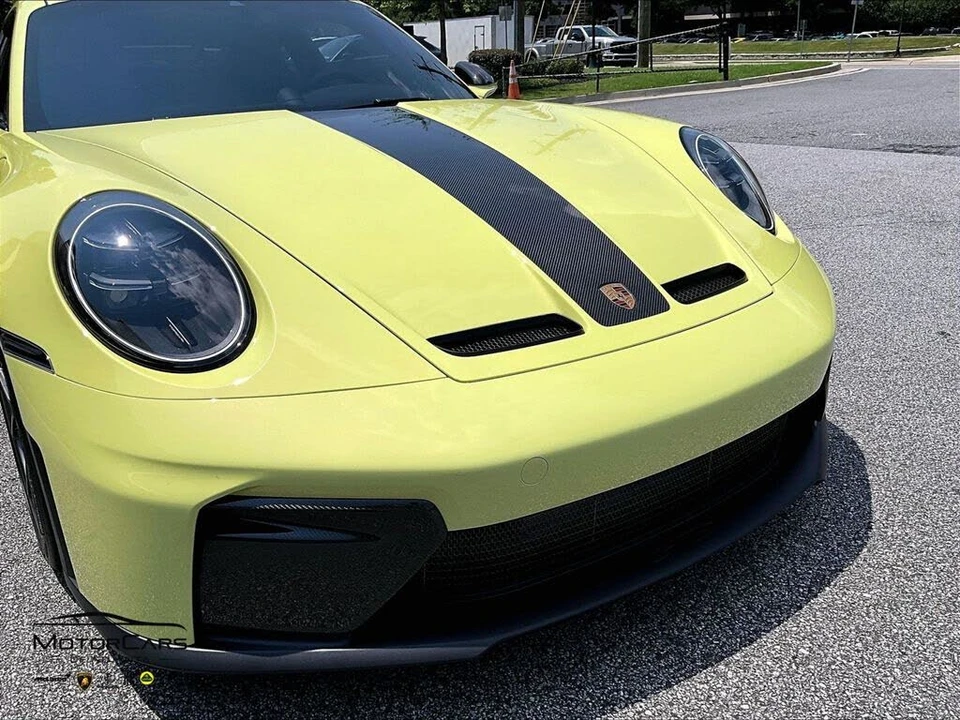 2026 Porsche 992 GT3 - Image 27 of 31