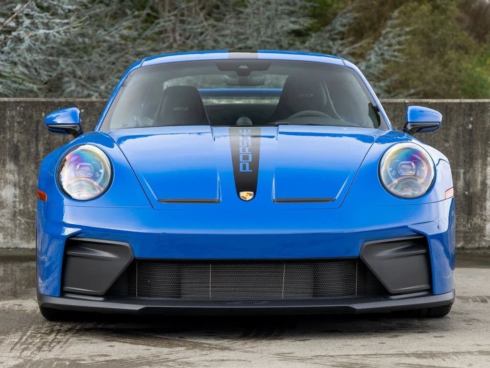 2026 Porsche 992 GT3 - Image 8 of 31