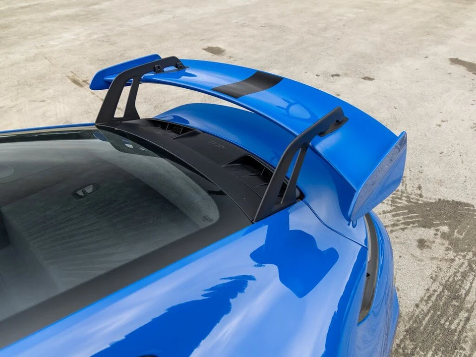 2026 Porsche 992 GT3 - Image 25 of 31
