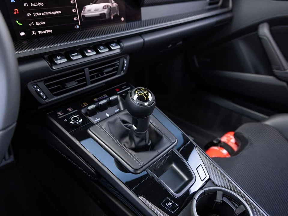 2026 Porsche 992 GT3 - Image 18 of 31