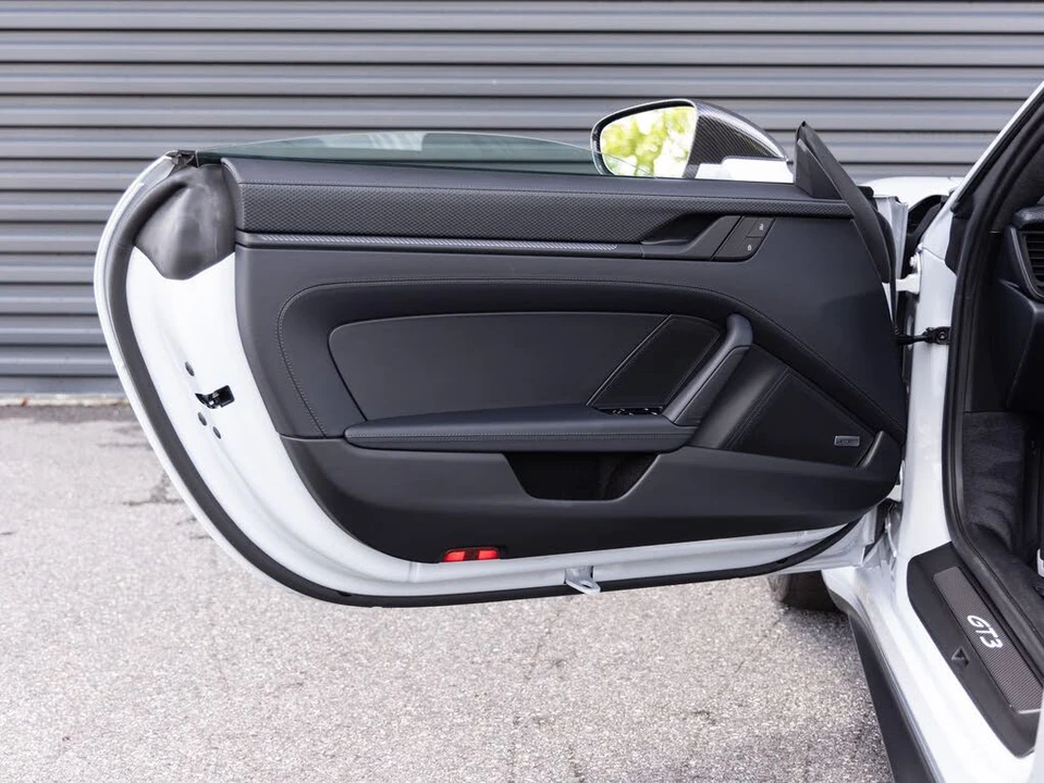 2026 Porsche 992 GT3 - Image 21 of 31