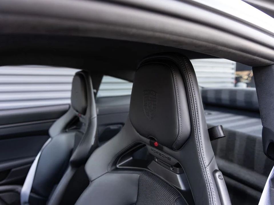 2026 Porsche 992 GT3 - Image 25 of 31