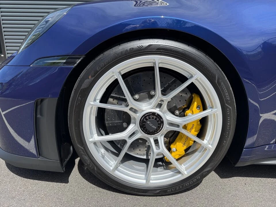 2026 Porsche 992 GT3 - Image 11 of 25