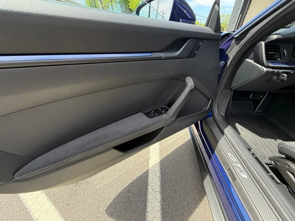 2026 Porsche 992 GT3 - Image 21 of 25