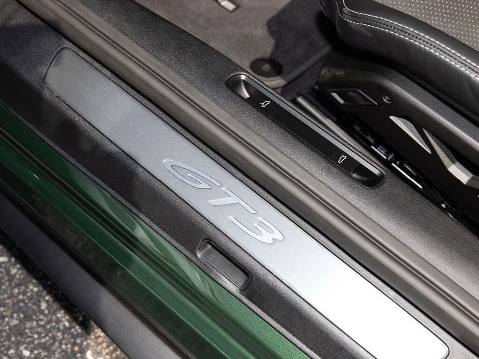 2026 Porsche 992 GT3 - Image 25 of 31