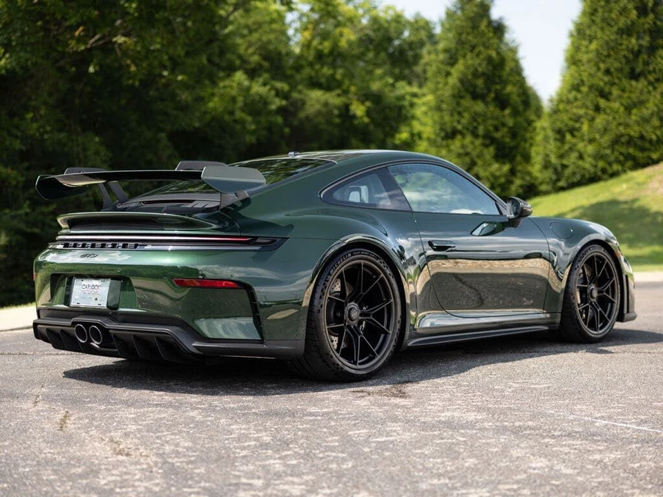 2026 Porsche 992 GT3 - Image 7 of 31