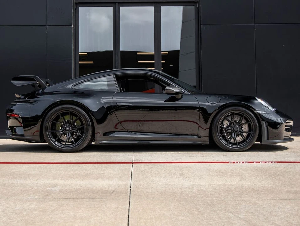 2026 Porsche 992 GT3 - Image 12 of 31
