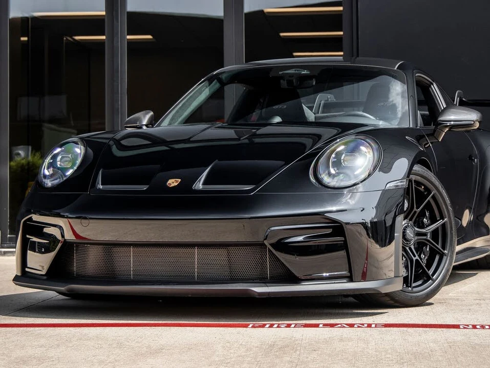 2026 Porsche 992 GT3 - Image 7 of 31