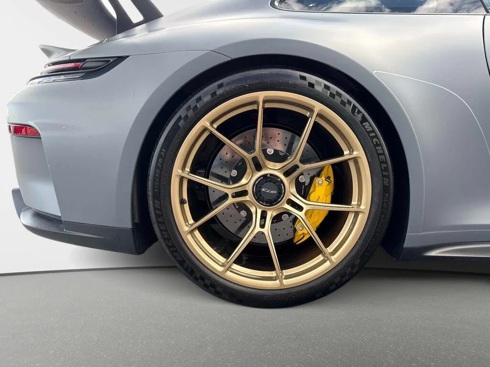 2026 Porsche 992 GT3 - Image 21 of 31
