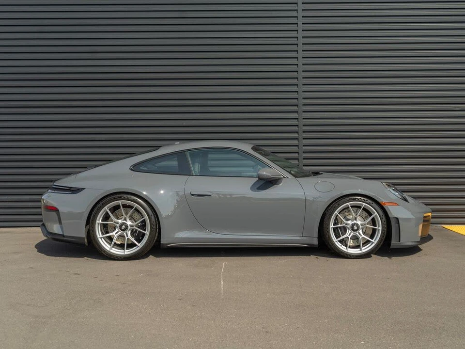 2026 Porsche 992 GT3 - Image 8 of 31