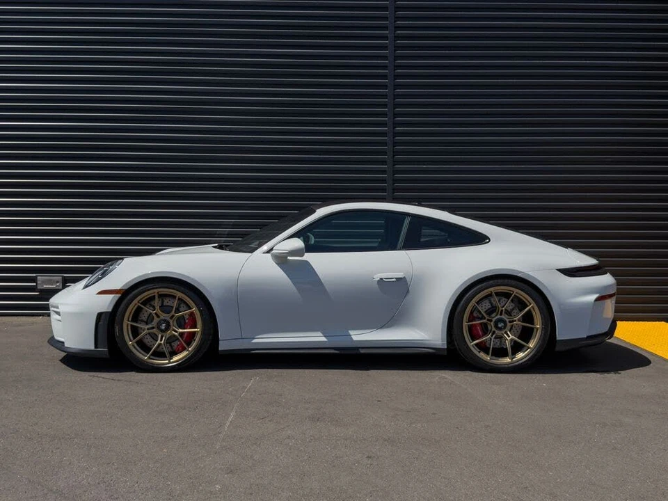 2026 Porsche 992 GT3 - Image 2 of 31