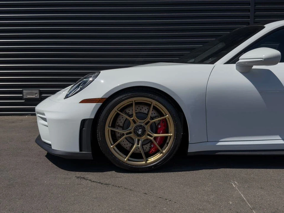 2026 Porsche 992 GT3 - Image 12 of 31