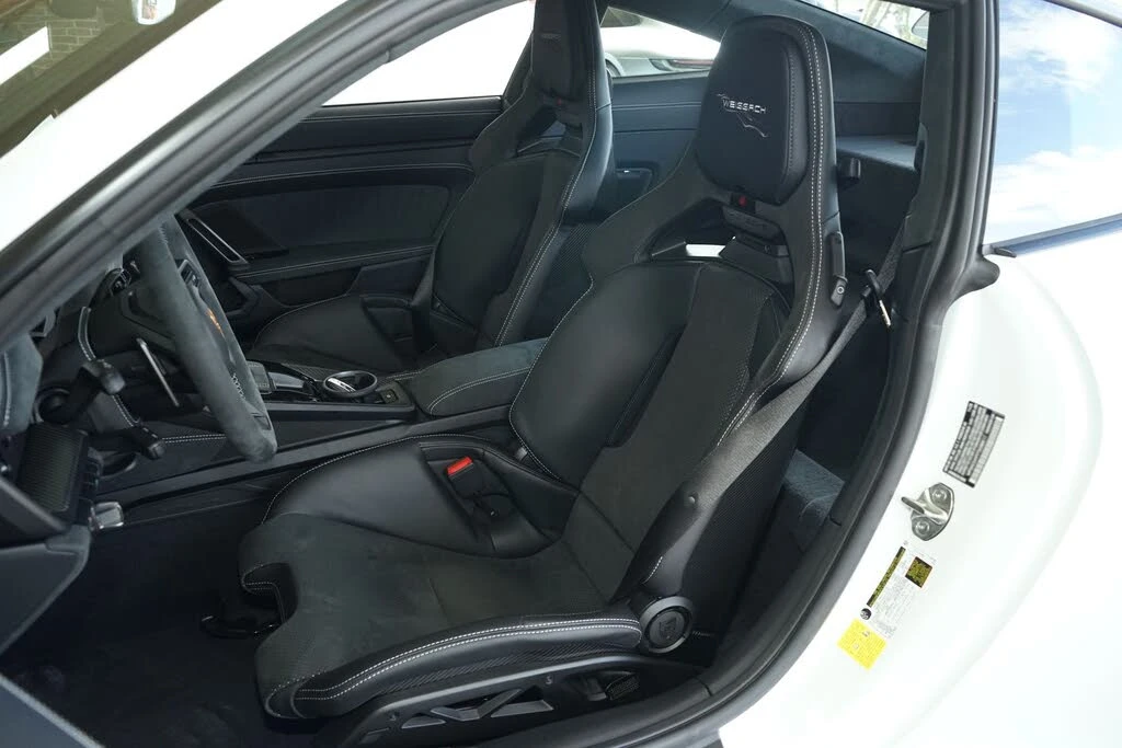 2026 Porsche 992 GT3 - Image 13 of 31