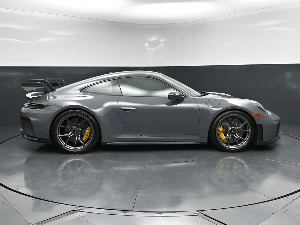 2026 Porsche 992 GT3 - Image 9 of 31