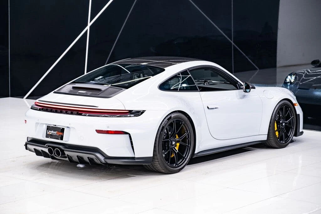 2026 Porsche 992 GT3 - Image 29 of 31