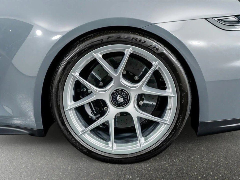 2026 Porsche 992 GT3 - Image 18 of 31