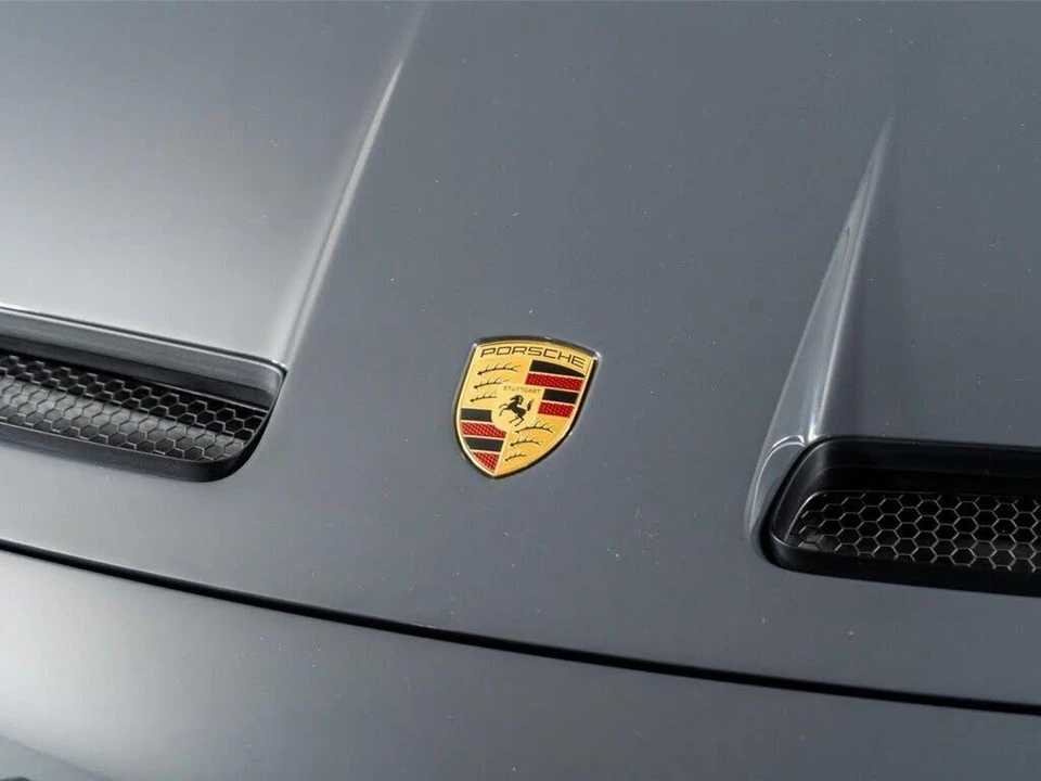 2026 Porsche 992 GT3 - Image 25 of 31