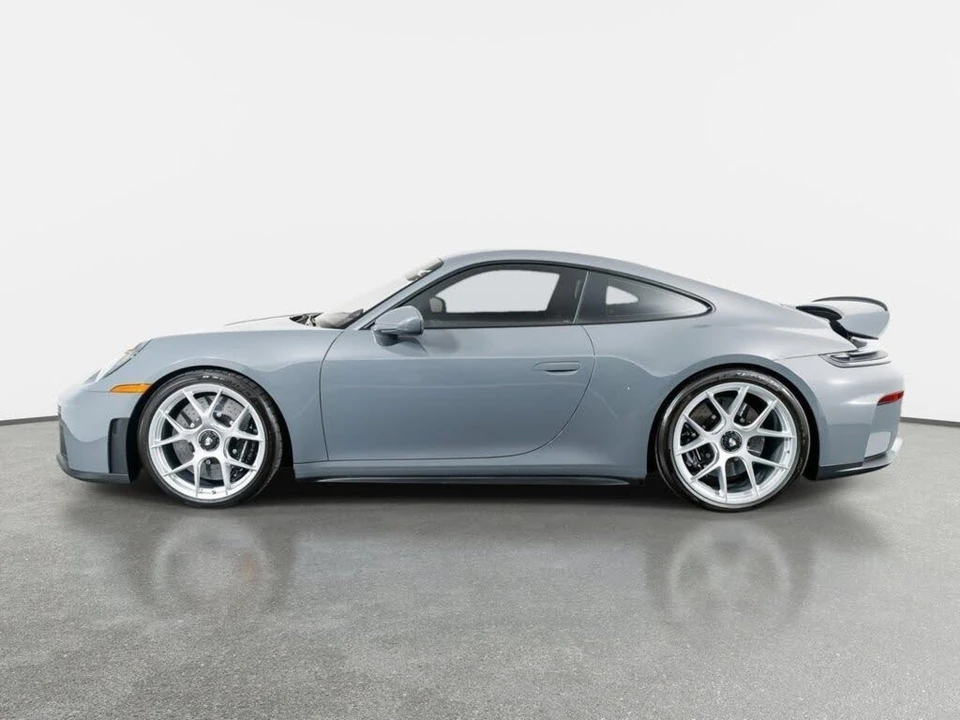 2026 Porsche 992 GT3 - Image 16 of 31