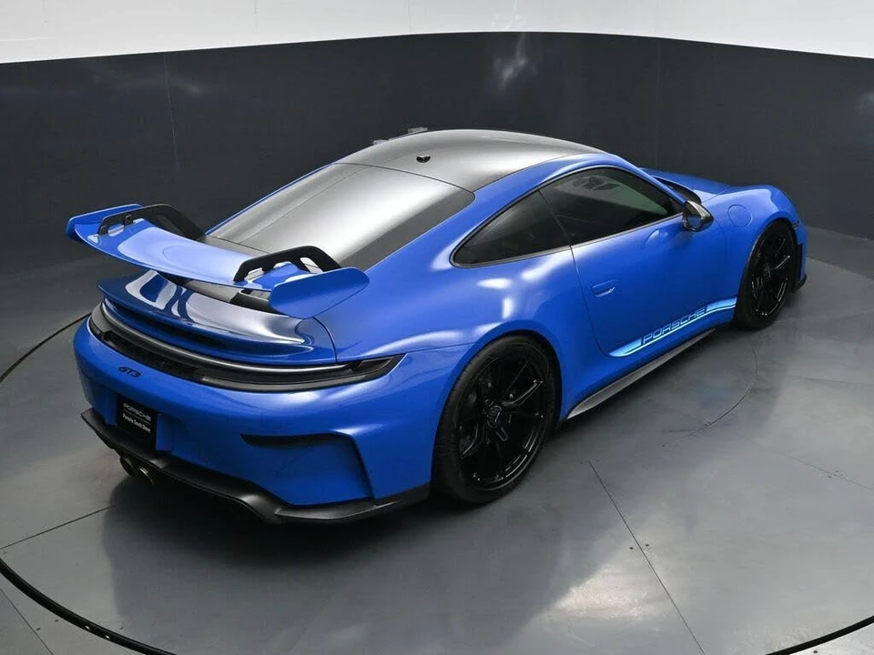 2026 Porsche 992 GT3 - Image 18 of 31