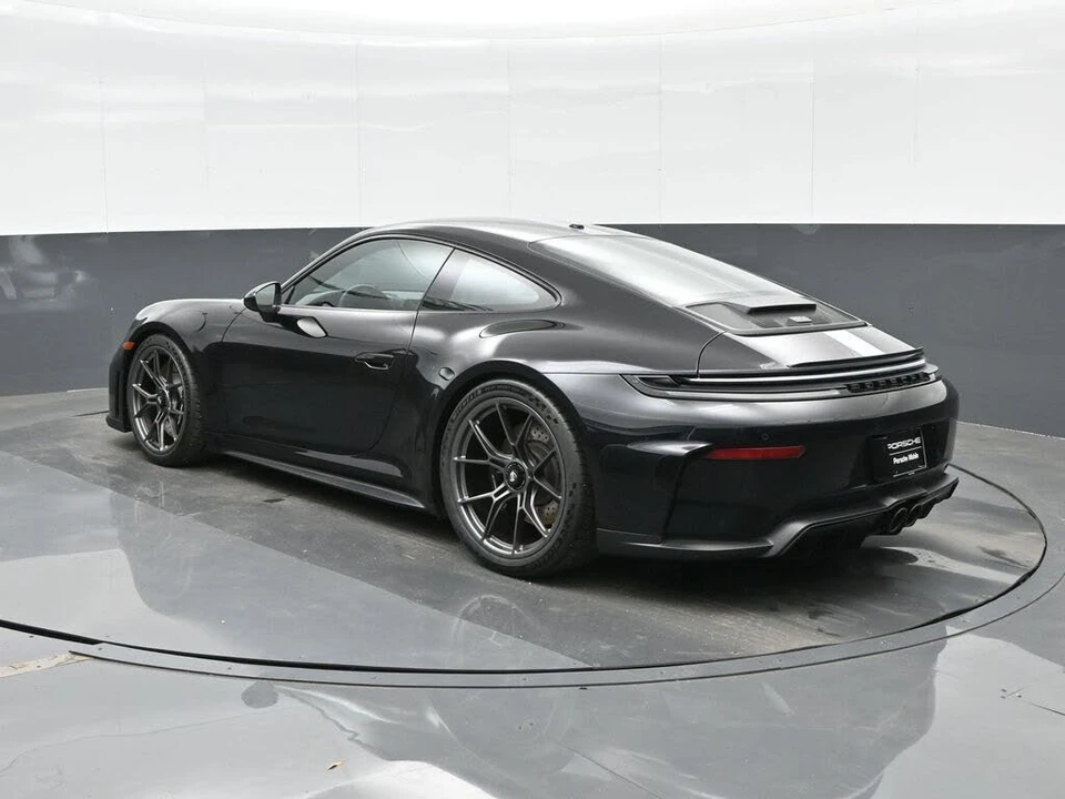 2026 Porsche 992 GT3 - Image 3 of 31