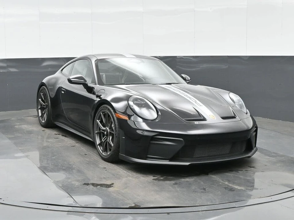 2026 Porsche 992 GT3 - Image 11 of 31