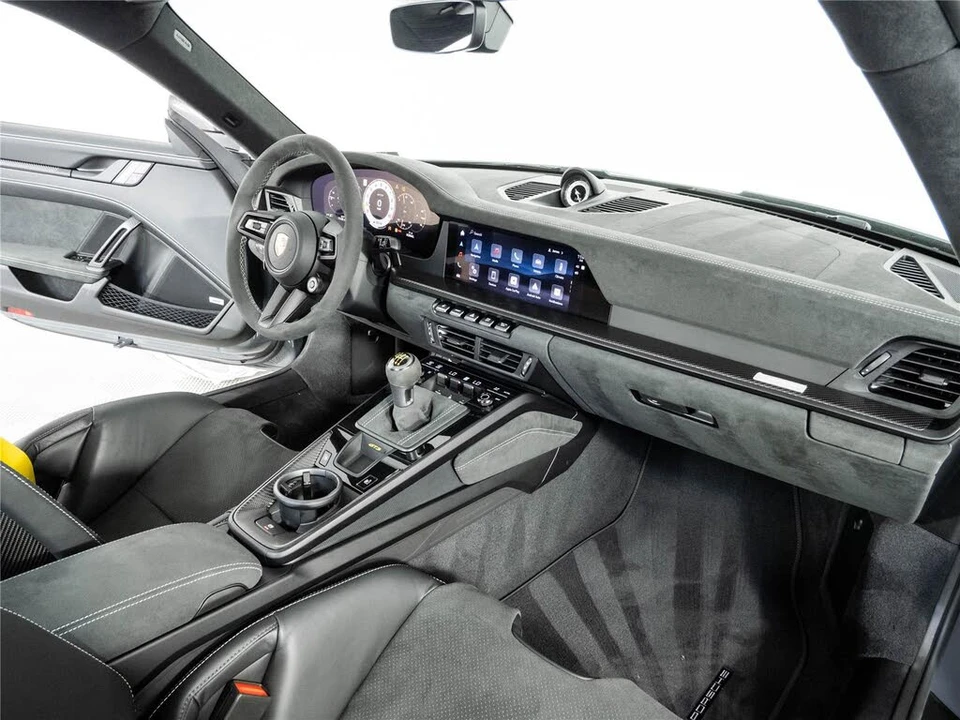 2026 Porsche 992 GT3 - Image 20 of 31
