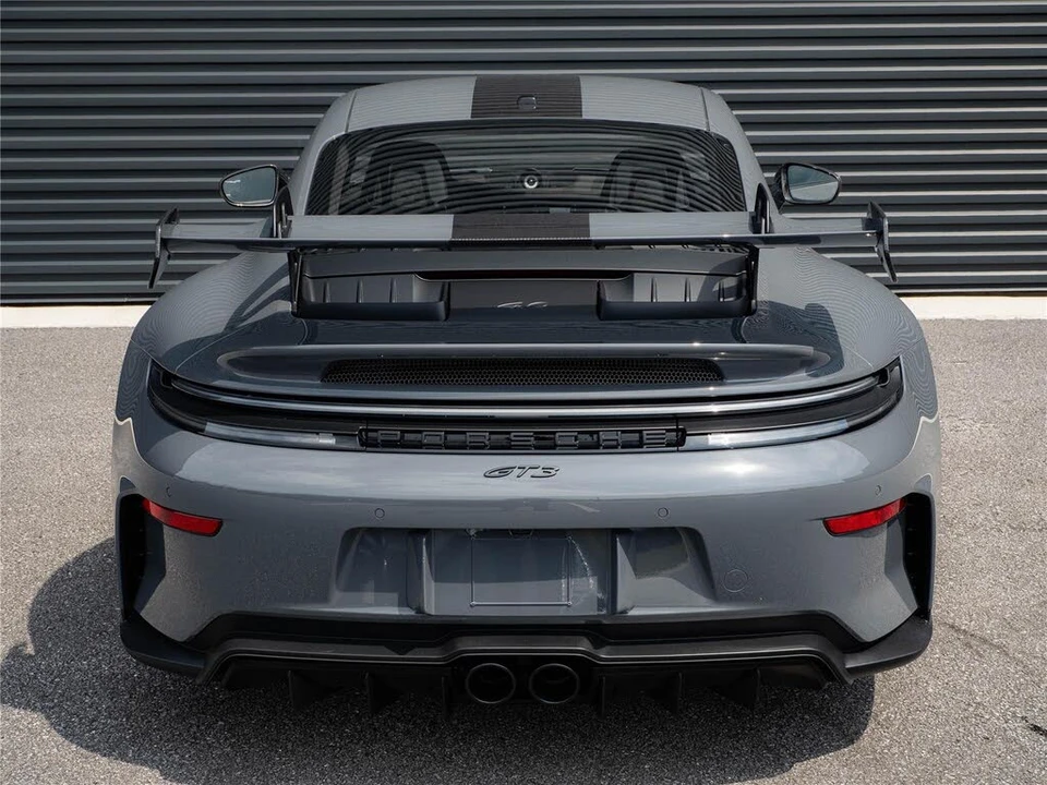 2026 Porsche 992 GT3 - Image 25 of 31