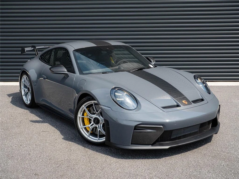 2026 Porsche 992 GT3 - Image 22 of 31
