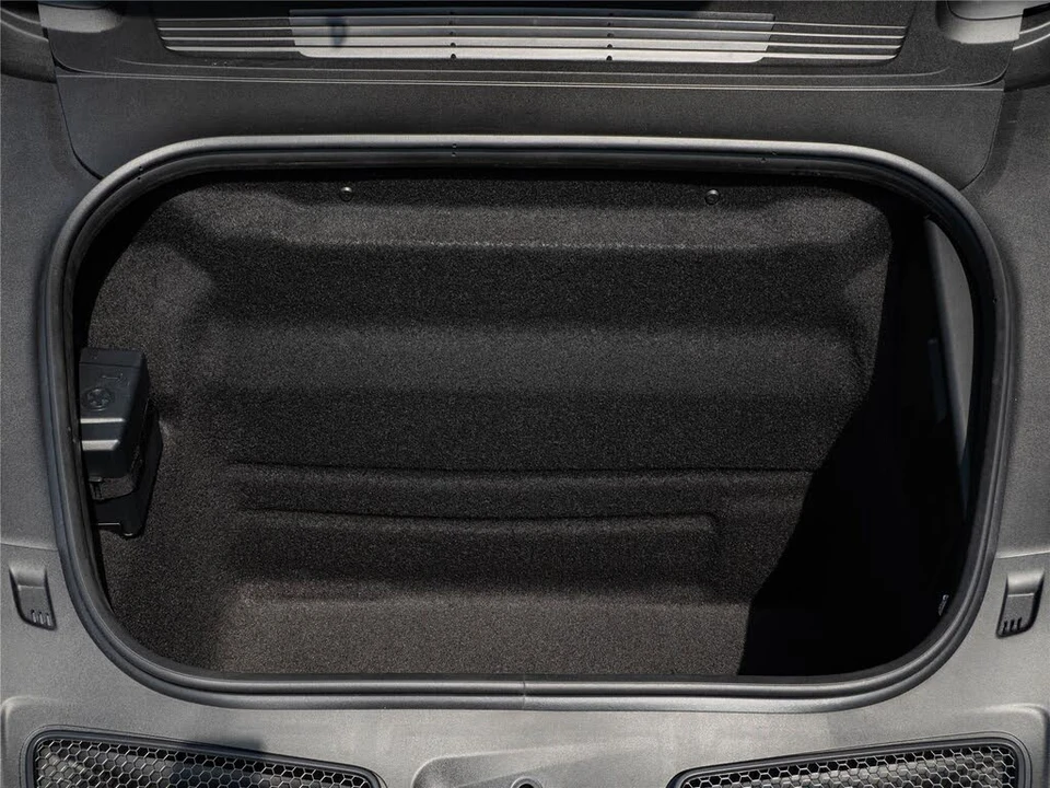 2026 Porsche 992 GT3 - Image 27 of 31