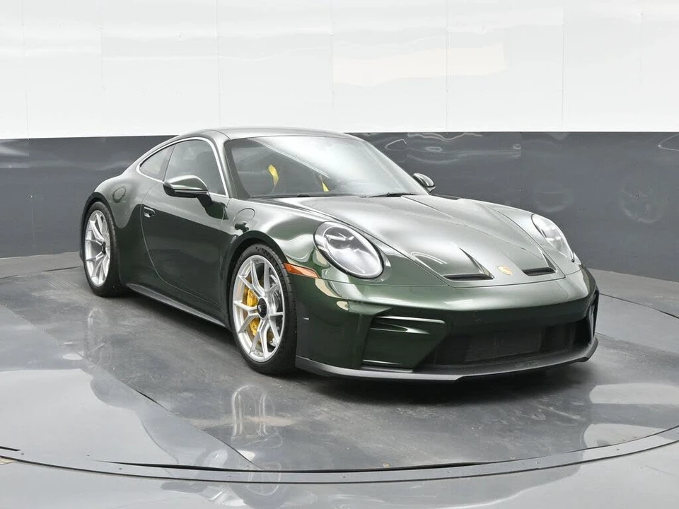 2026 Porsche 992 GT3 - Image 11 of 31