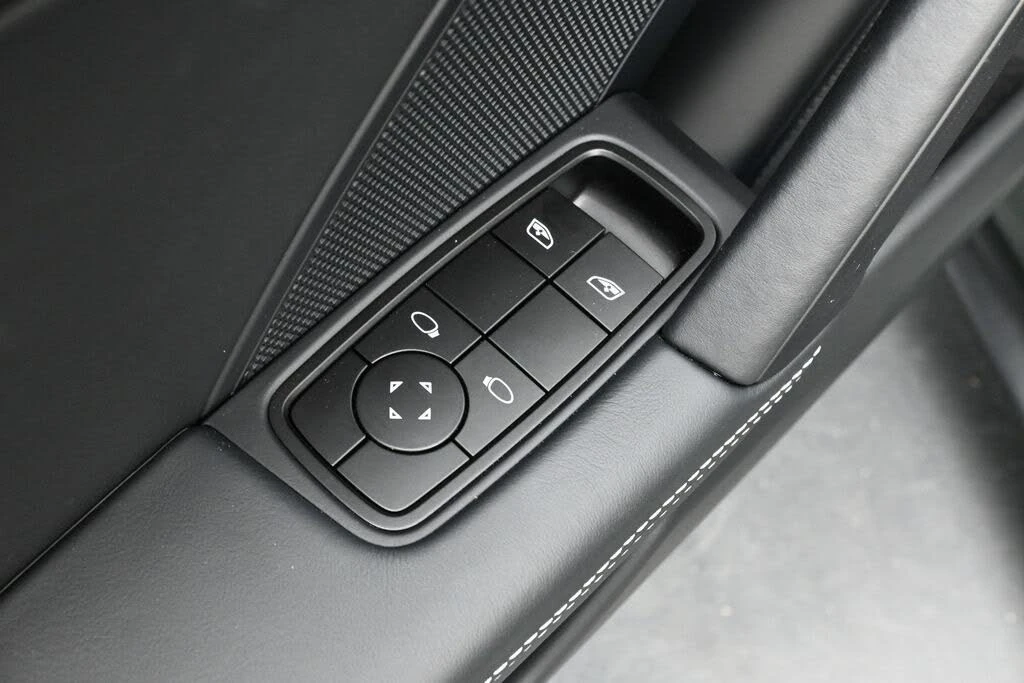 2026 Porsche 992 GT3 - Image 9 of 31