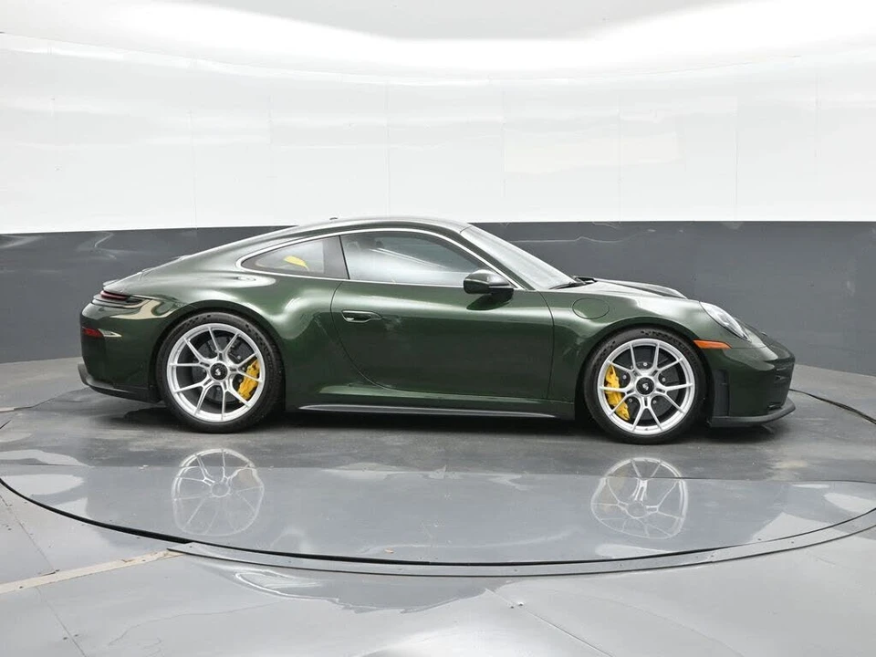 2026 Porsche 992 GT3 - Image 10 of 31