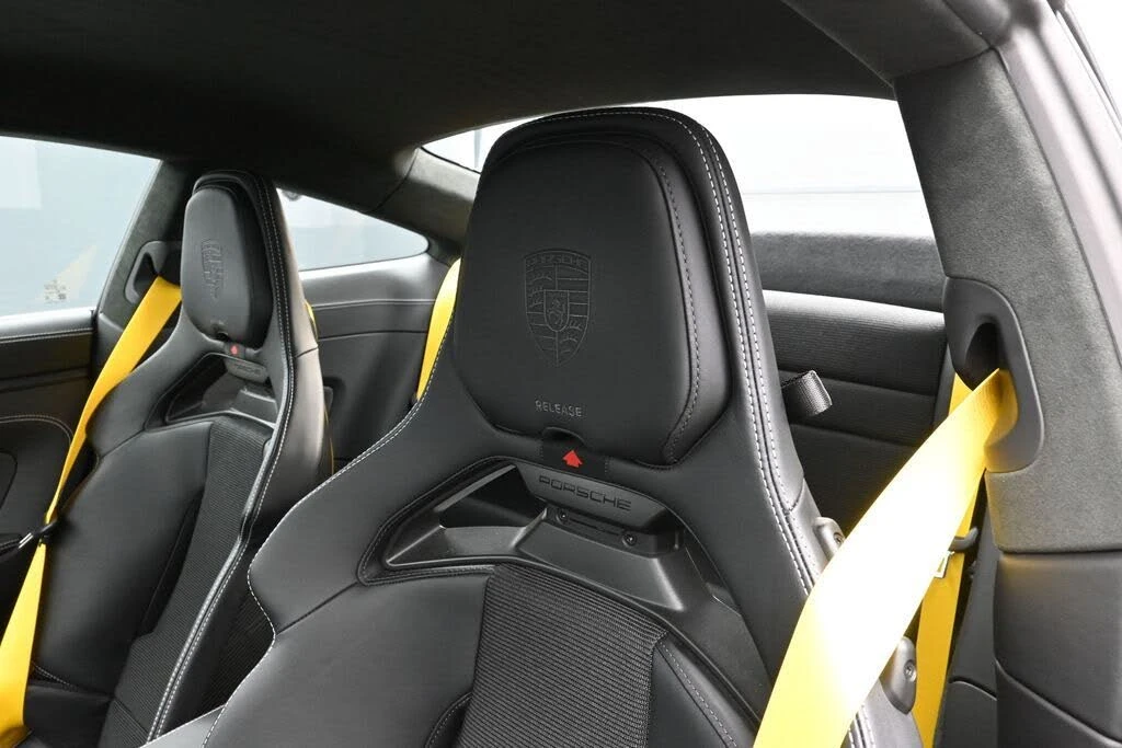 2026 Porsche 992 GT3 - Image 15 of 31
