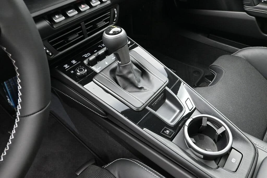 2026 Porsche 992 GT3 - Image 19 of 31