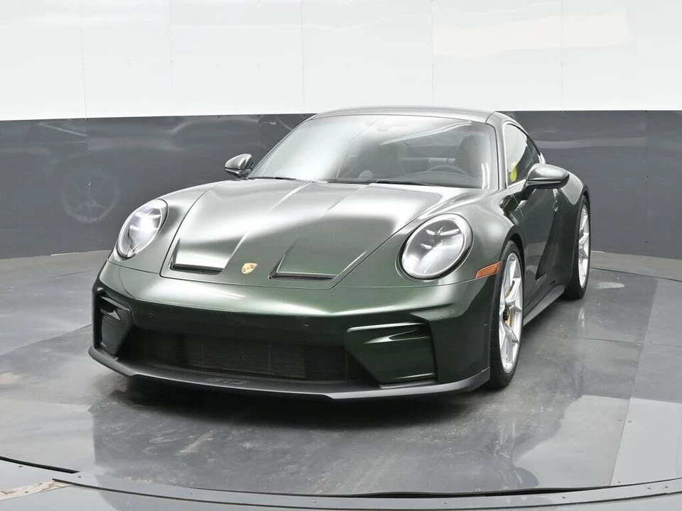 2026 Porsche 992 GT3 - Image 12 of 31