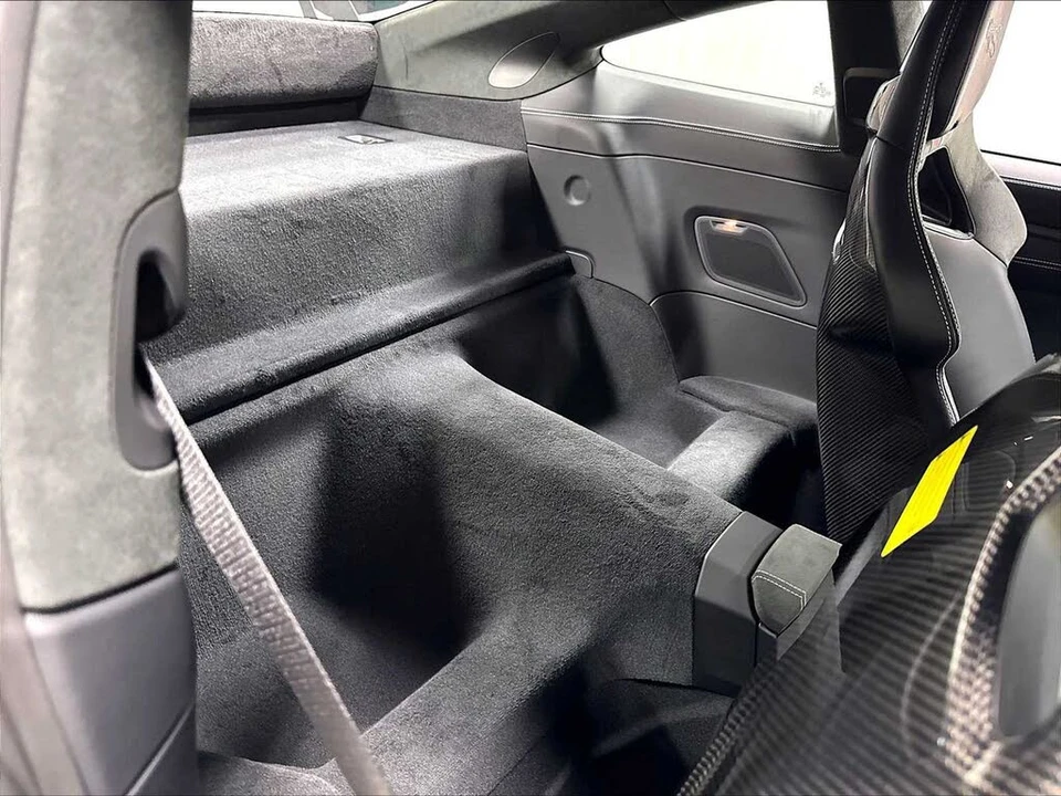 2026 Porsche 992 GT3 - Image 29 of 31