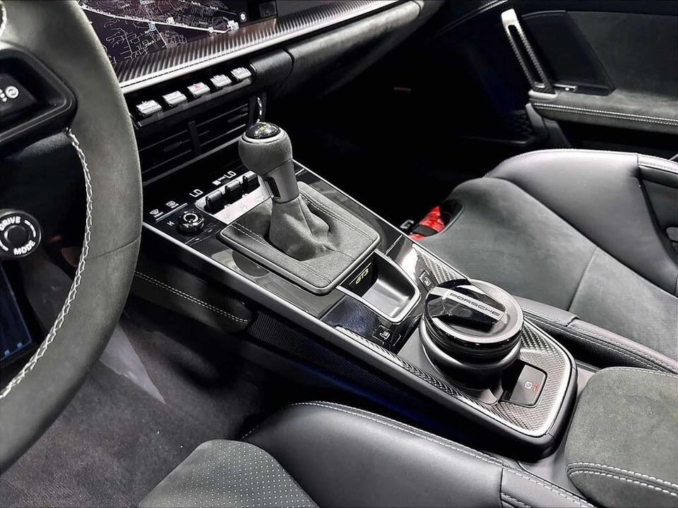 2026 Porsche 992 GT3 - Image 17 of 31