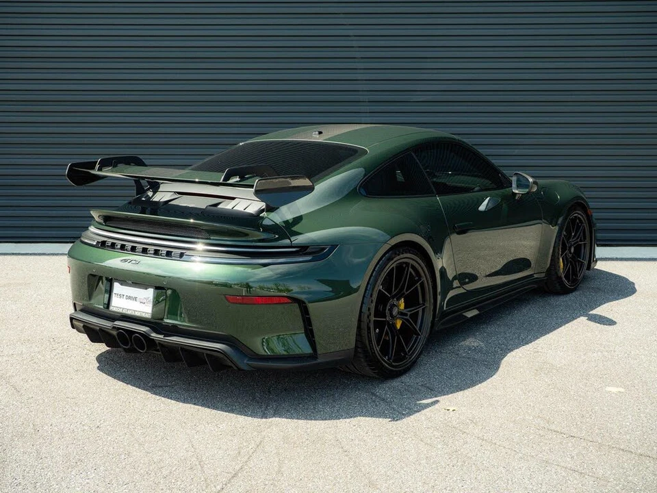 2026 Porsche 992 GT3 - Image 24 of 31