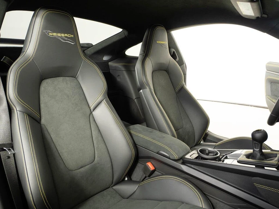 2026 Porsche 992 GT3 - Image 19 of 31