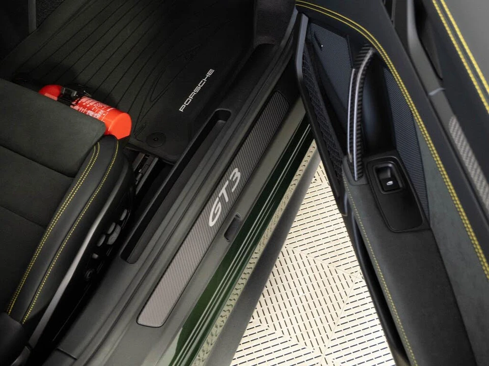 2026 Porsche 992 GT3 - Image 21 of 31