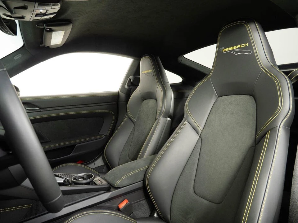 2026 Porsche 992 GT3 - Image 5 of 31