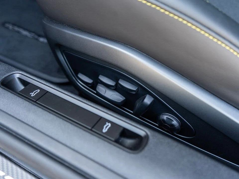 2026 Porsche 992 GT3 - Image 28 of 31