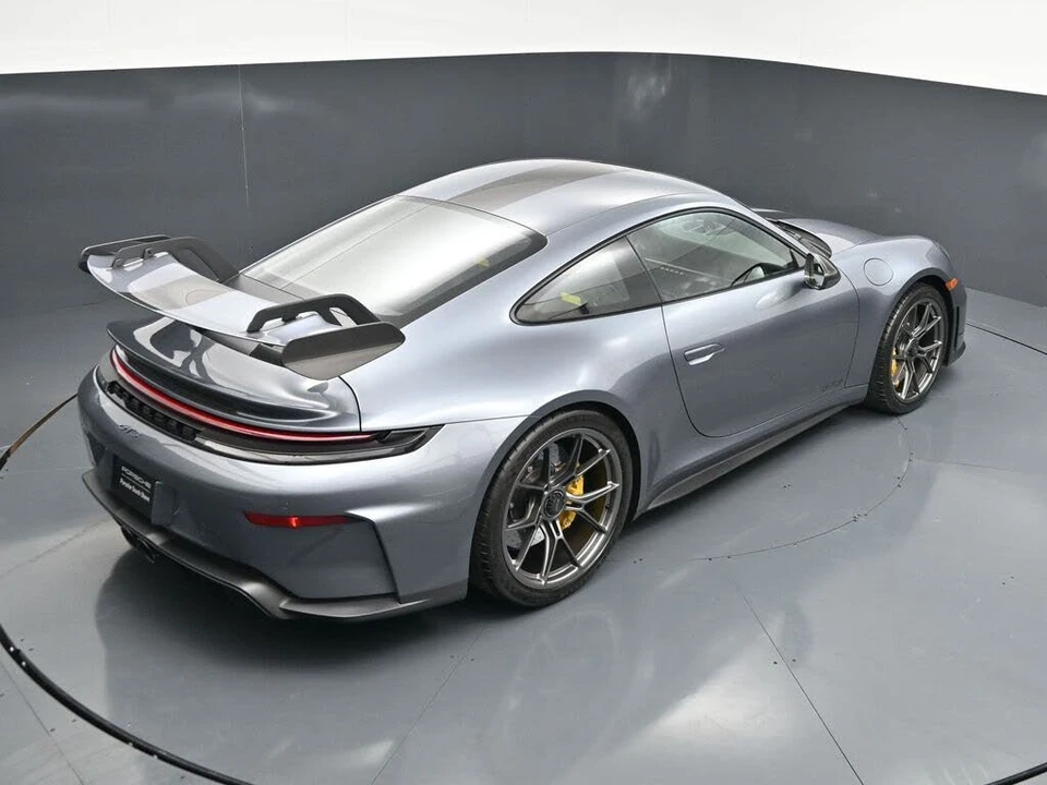2026 Porsche 992 GT3 - Image 16 of 31
