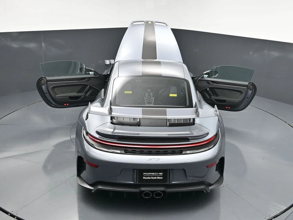 2026 Porsche 992 GT3 - Image 29 of 31