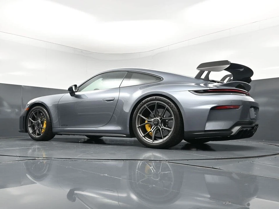 2026 Porsche 992 GT3 - Image 22 of 31