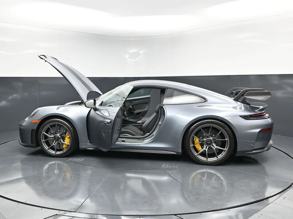 2026 Porsche 992 GT3 - Image 30 of 31