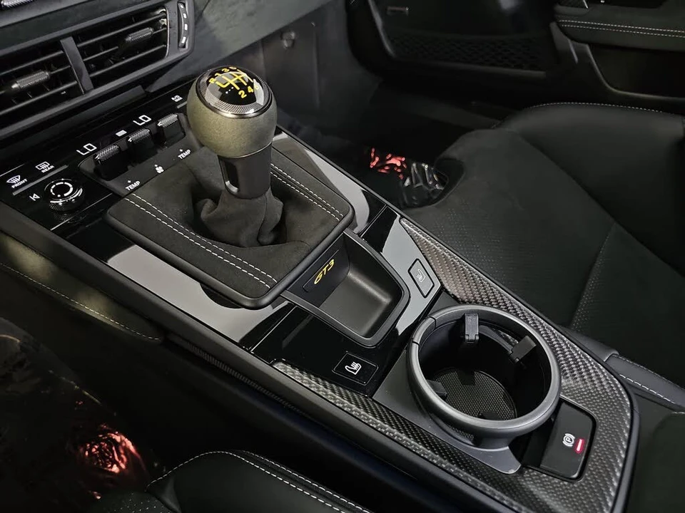2026 Porsche 992 GT3 - Image 21 of 31