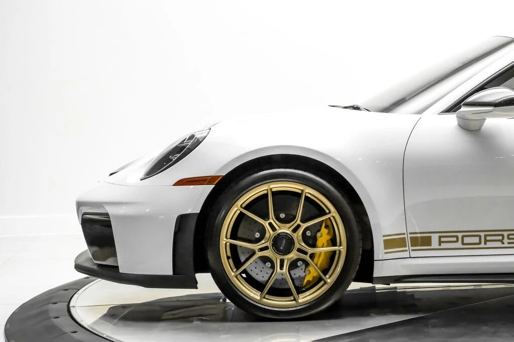 2026 Porsche 992 GT3 - Image 12 of 31
